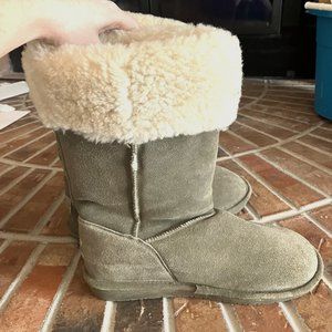 Women's Bear Paw Sheepskin Suede Snow Boots Size 10